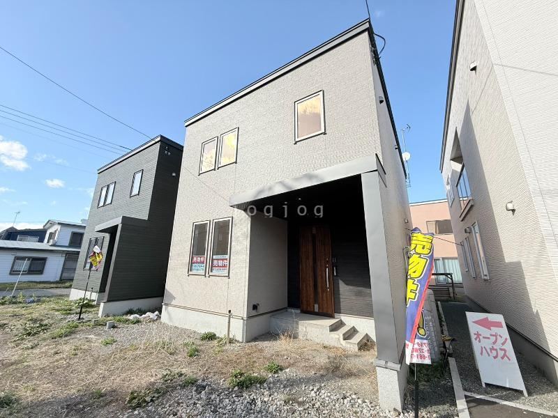 4LDK+S house in Kiyota Ward, Sapporo, Hokkaido - Photo 1