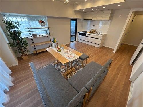 2LDK+S apartment in Minato Ward, Nagoya, Aichi - Photo 1