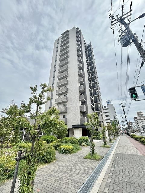 2LDK apartment in Higashisumiyoshi Ward, Osaka - Photo 1