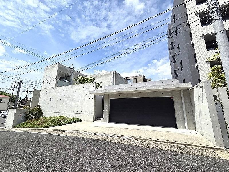 5LDK+S house in Higashi Ward, Nagoya, Aichi - Photo 1