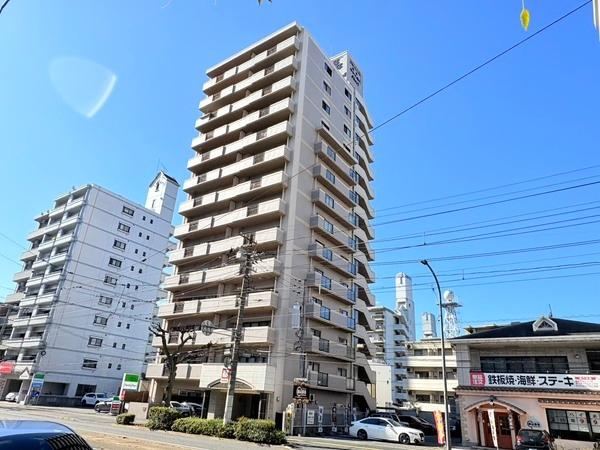 3LDK apartment in Nishi Ward, Hiroshima - Photo 1