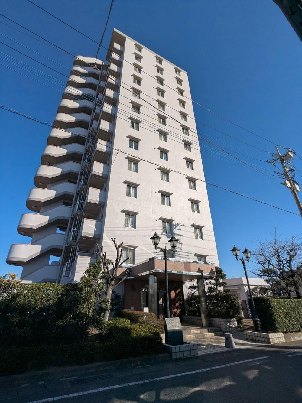 3LDK apartment in Takasaki, Gunma - Photo 1
