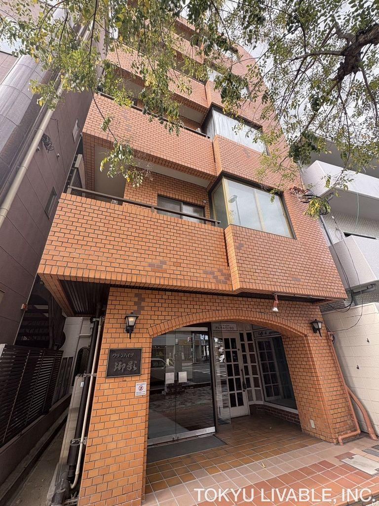 2LDK apartment in Higashinada Ward, Kobe, Hyogo - Photo 1