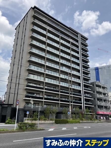 3LDK apartment in Toyota, Aichi - Photo 1