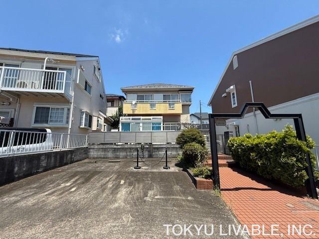 198 m² land in Machida, Tokyo - Photo 1