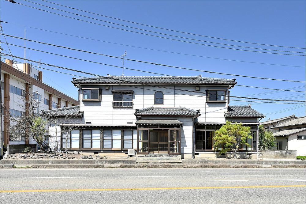 7DK house in Shibata, Niigata - Photo 1