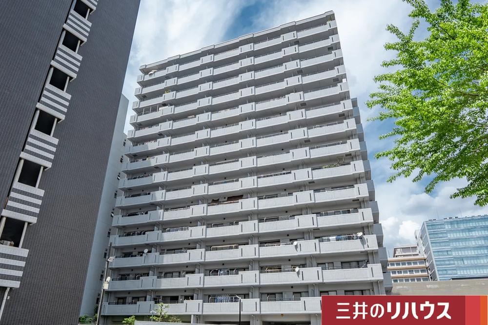 1LDK+S apartment in Higashi Ward, Nagoya, Aichi - Photo 1