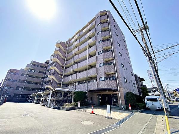 3LDK apartment in Tokorozawa, Saitama - Photo 1