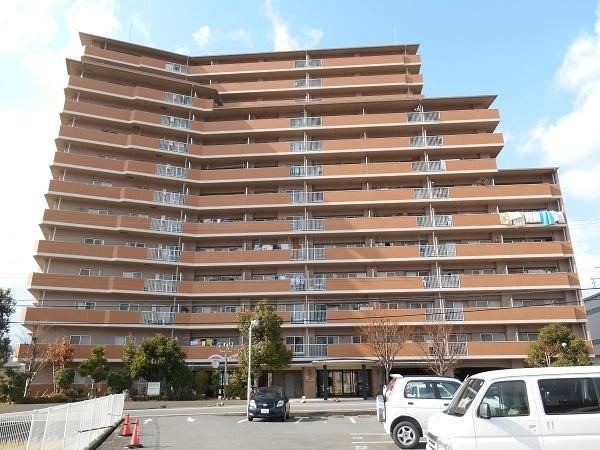 3LDK apartment in Iwade, Wakayama - Photo 1