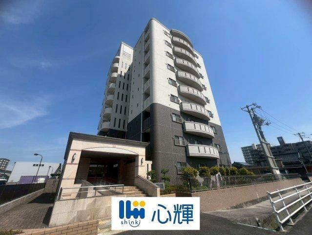 4LDK apartment in Ube, Yamaguchi - Photo 1
