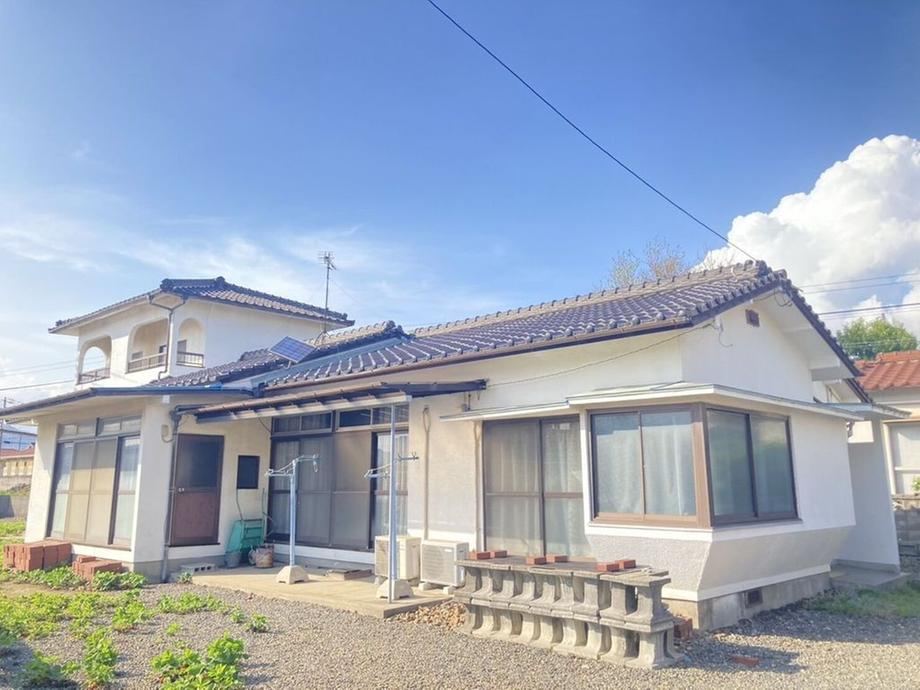 8DK house in Higashihiroshima, Hiroshima - Photo 1