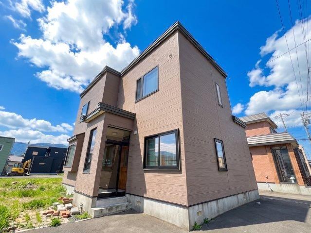 4LDK house in Teine Ward, Sapporo, Hokkaido - Photo 1
