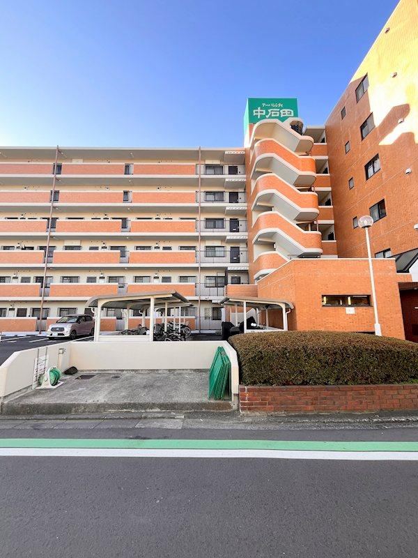 3LDK apartment in Numazu, Shizuoka - Photo 1