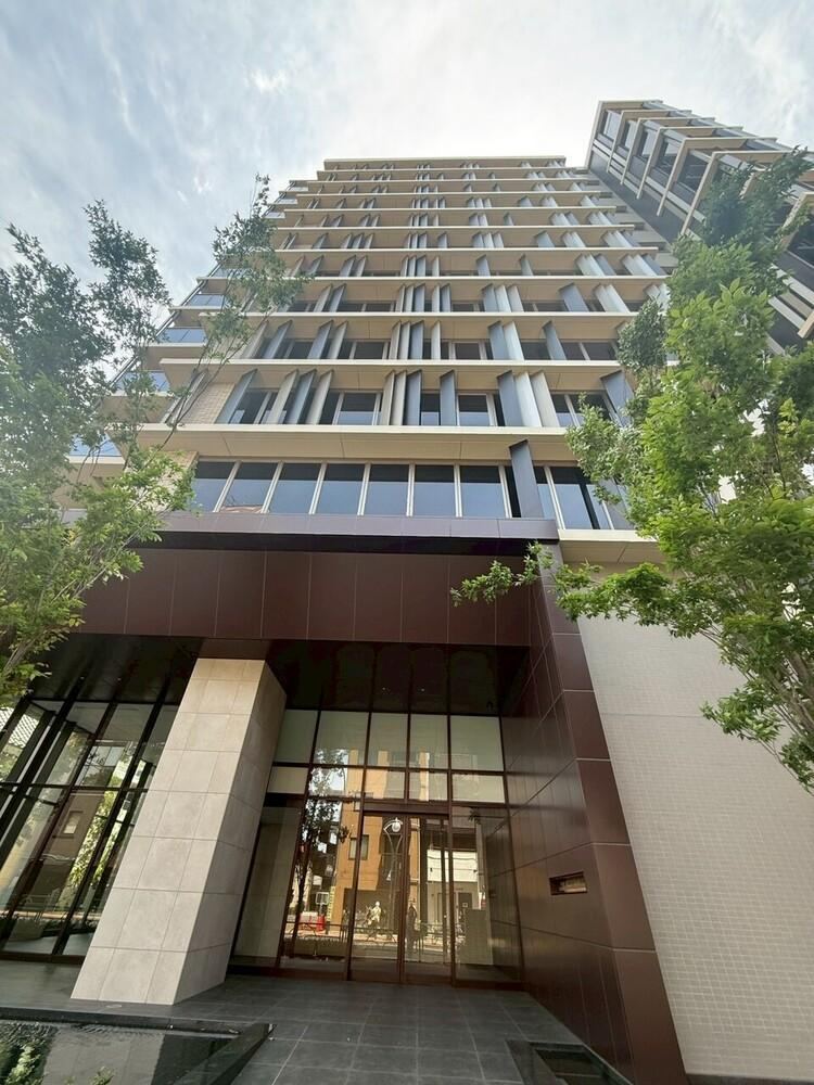 2LDK apartment in Shinjuku Ward, Tokyo - Photo 1