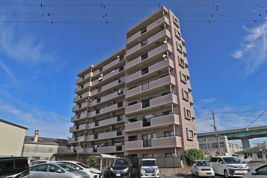 4LDK apartment in Nishi Ward, Nagoya, Aichi - Photo 1