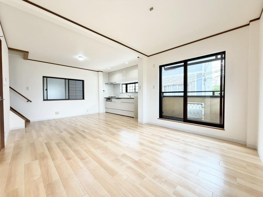 3LDK house in Suminoe Ward, Osaka - Photo 1