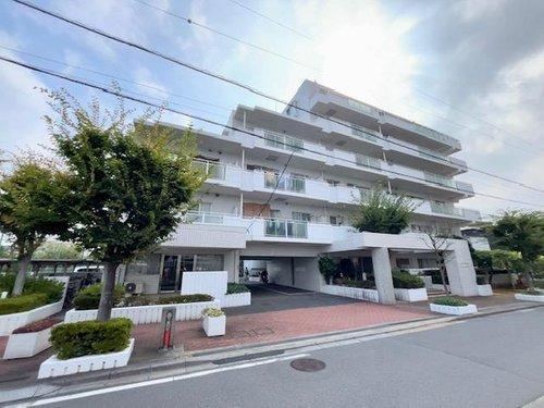 3LDK apartment in Sakura Ward, Saitama - Photo 1
