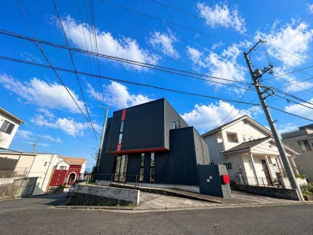 4LDK+S house in Asaminami Ward, Hiroshima - Photo 1