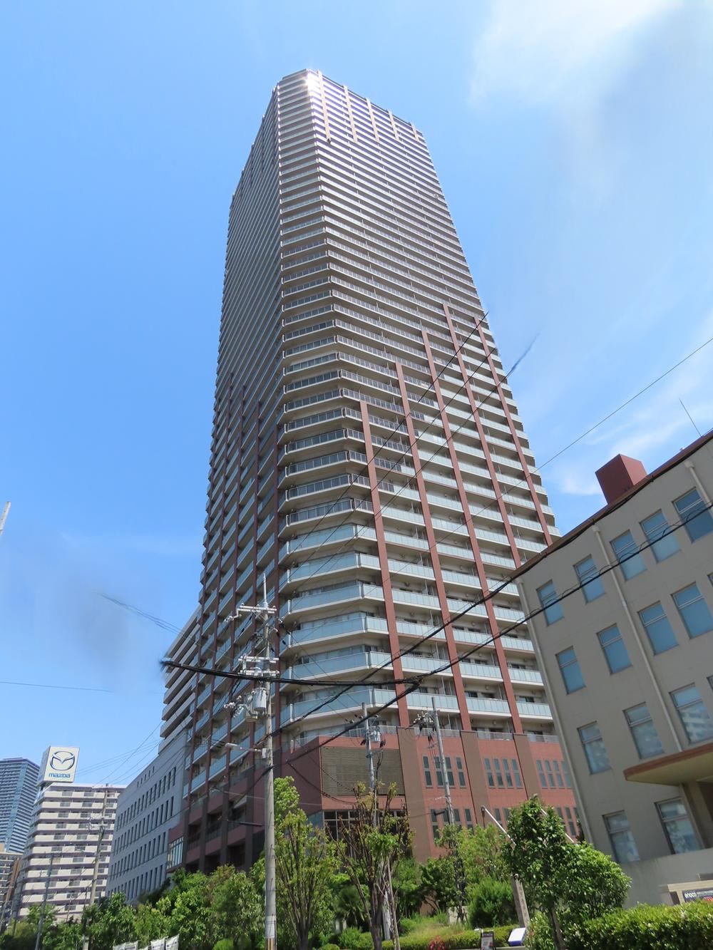 2LDK apartment in Nishi Ward, Osaka - Photo 1