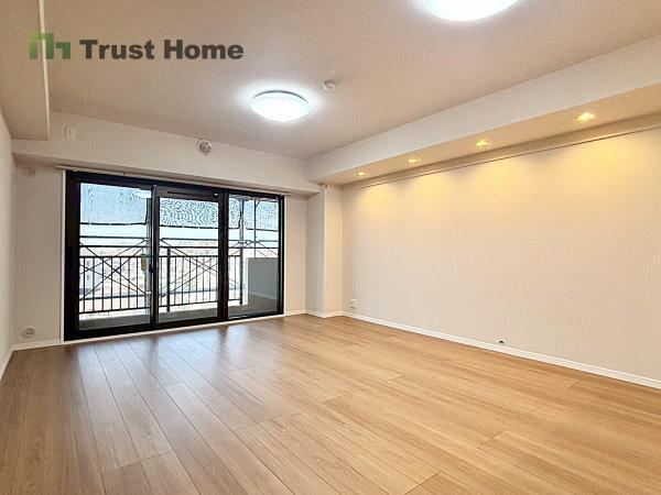 3LDK apartment in Suita, Osaka - Photo 1