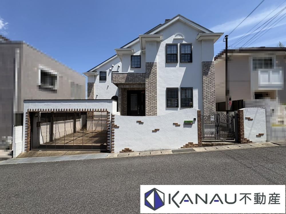 4LDK house in Tarumi Ward, Kobe, Hyogo - Photo 1