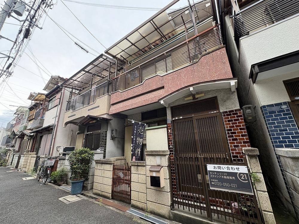 3DK house in Kadoma, Osaka - Photo 1