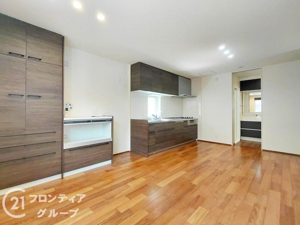 3LDK+S house in Nada Ward, Kobe, Hyogo - Photo 1