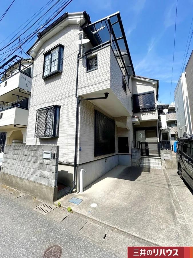 4LDK house in Ichikawa, Chiba - Photo 1