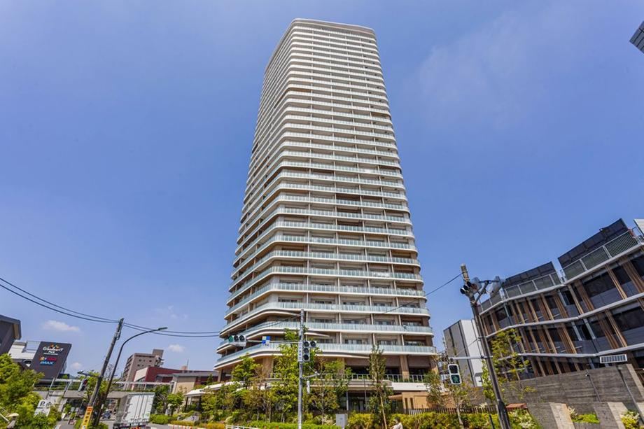 2LDK apartment in Machida, Tokyo - Photo 1