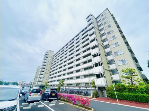 3LDK apartment in Matsudo, Chiba - Photo 1
