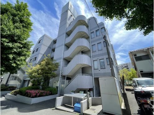 2LDK+S apartment in Miyamae Ward, Kawasaki, Kanagawa - Photo 1