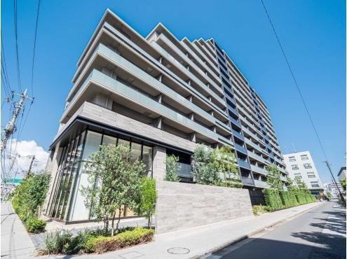 3LDK apartment in Koto Ward, Tokyo - Photo 1
