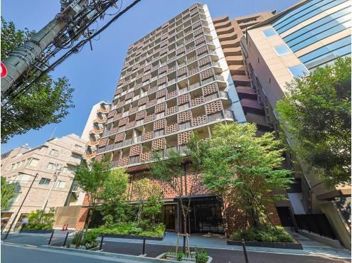 2LDK apartment in Chiyoda Ward, Tokyo - Photo 1