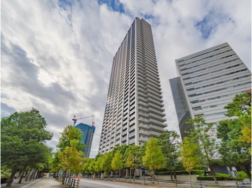 2LDK apartment in Toshima Ward, Tokyo - Photo 1