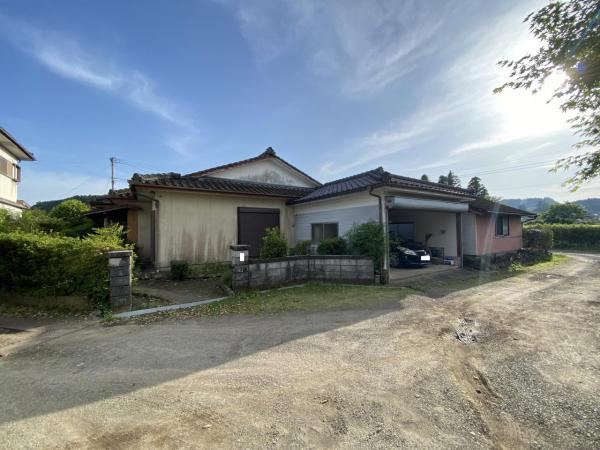 5LDK house in Kobayashi, Miyazaki - Photo 1