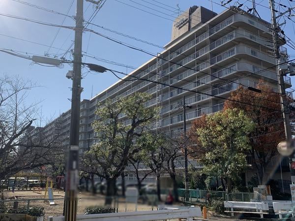 3LDK apartment in Hirakata, Osaka - Photo 1