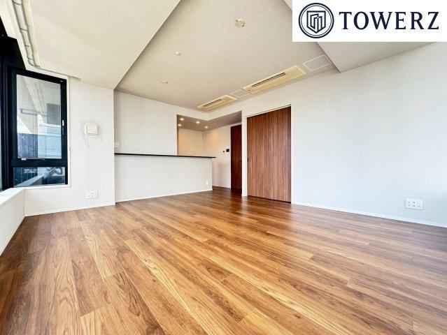 3LDK+S apartment in Kita Ward, Osaka - Photo 1