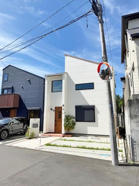 2LDK+S house in Fujisawa, Kanagawa - Photo 1