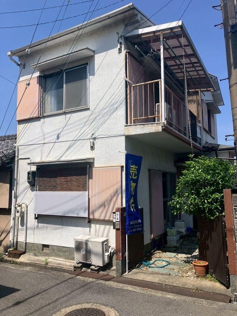 3DK house in Kishiwada, Osaka - Photo 1