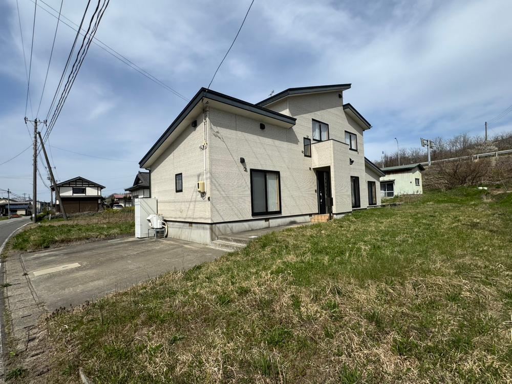 5LDK house in Akita, Akita - Photo 1