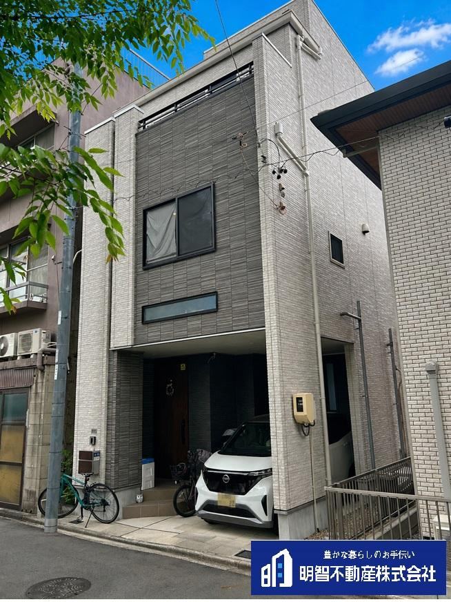 3LDK house in Higashi Ward, Nagoya, Aichi - Photo 1