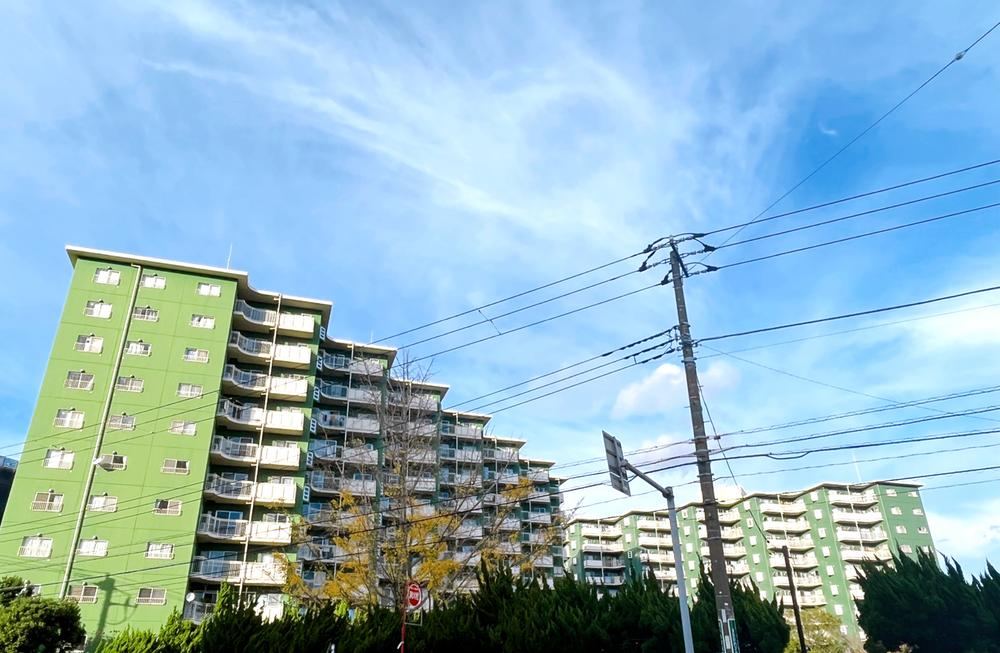 3LDK apartment in Mihama Ward, Chiba - Photo 1