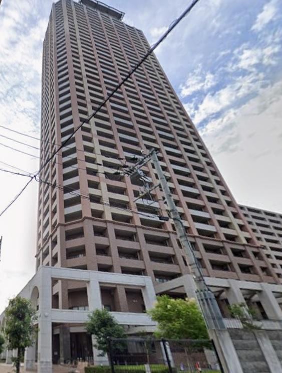 3LDK apartment in Minato Ward, Osaka - Photo 1