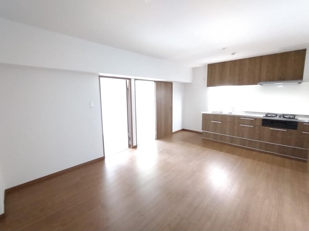 3LDK apartment in Takarazuka, Hyogo - Photo 1