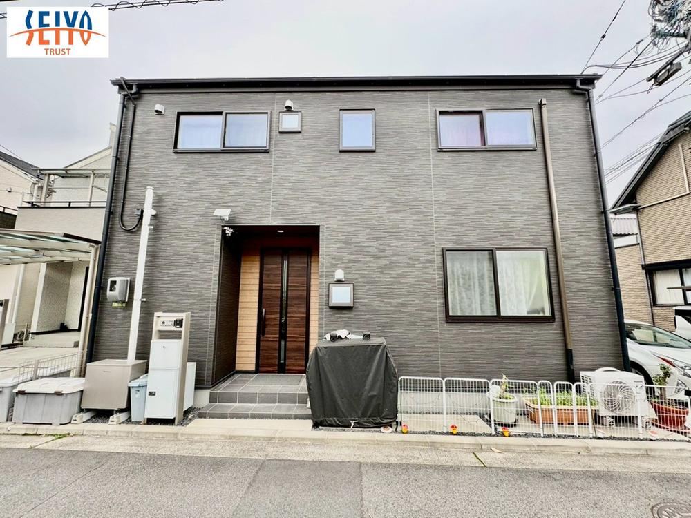 4LDK house in Asaminami Ward, Hiroshima - Photo 1
