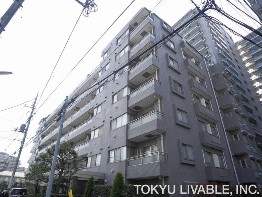 3DK apartment in Chofu, Tokyo - Photo 1