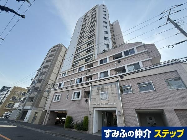 3LDK apartment in Minami Ward, Hiroshima - Photo 1