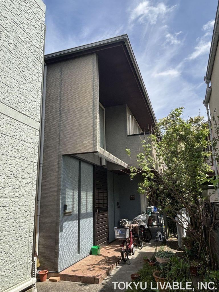 7LLDDKK+S house in Suginami Ward, Tokyo - Photo 1