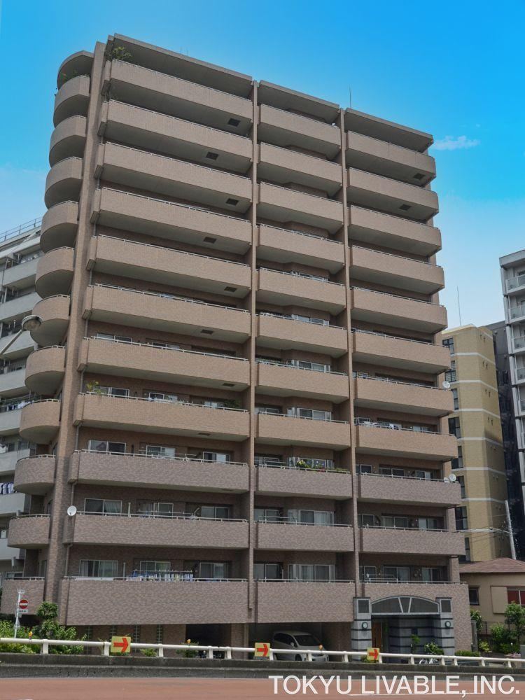2LDK apartment in Koto Ward, Tokyo - Photo 1