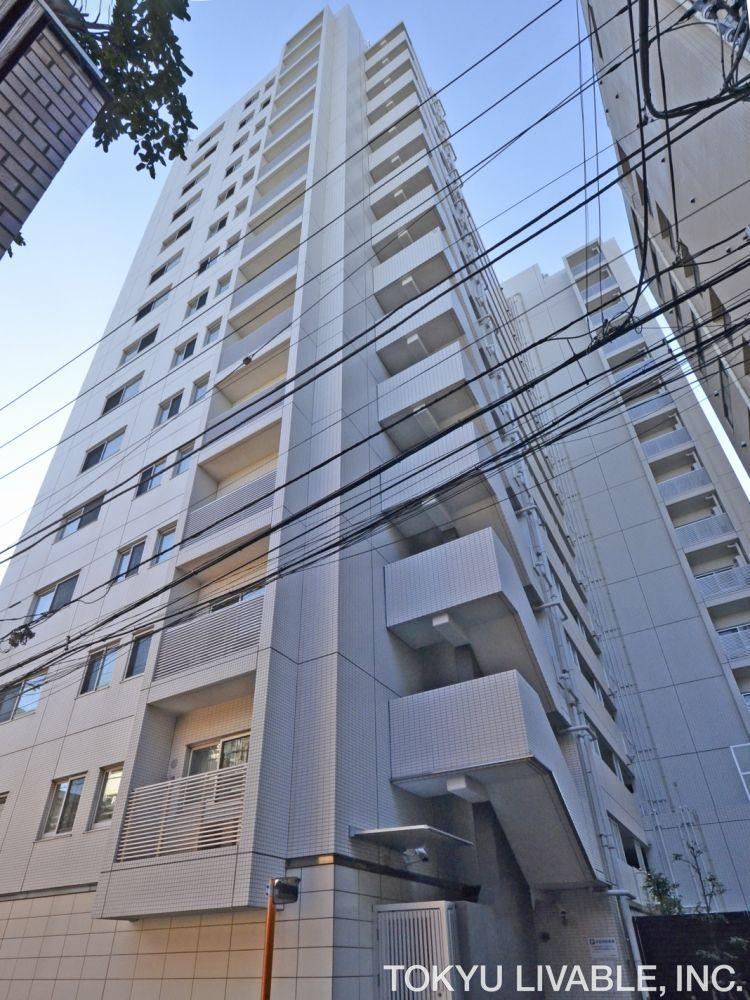 2LDK apartment in Itabashi Ward, Tokyo - Photo 1